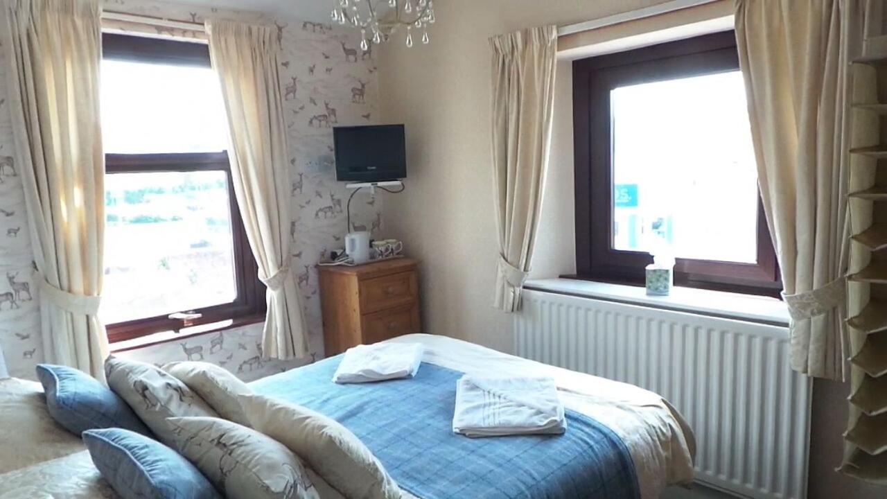 Tynedale Guest House 펜리스 외부 사진