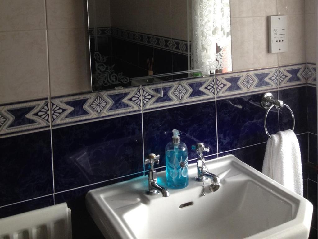 Tynedale Guest House 펜리스 객실 사진