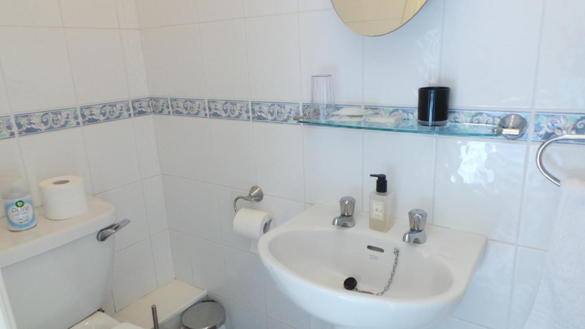 Tynedale Guest House 펜리스 외부 사진