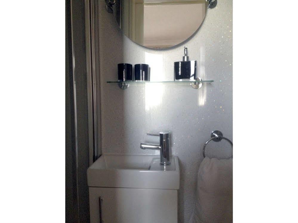 Tynedale Guest House 펜리스 외부 사진